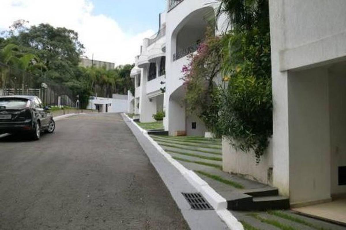 Дом с 4 спальнями в Сан-Паулу, Бразилия № 463521