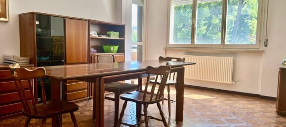 6 rooms Apartment in Ancona, Italy No. 262417 3