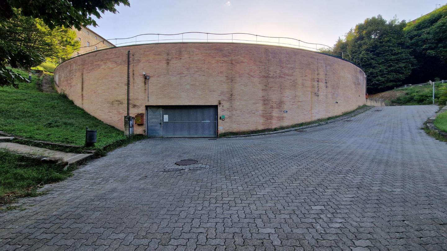 1 room Garage in Colle di Val d'Elsa, Italy No. 344396