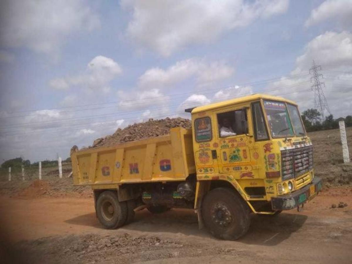  قطعة أرض في Hyderabad, India رقم 40922