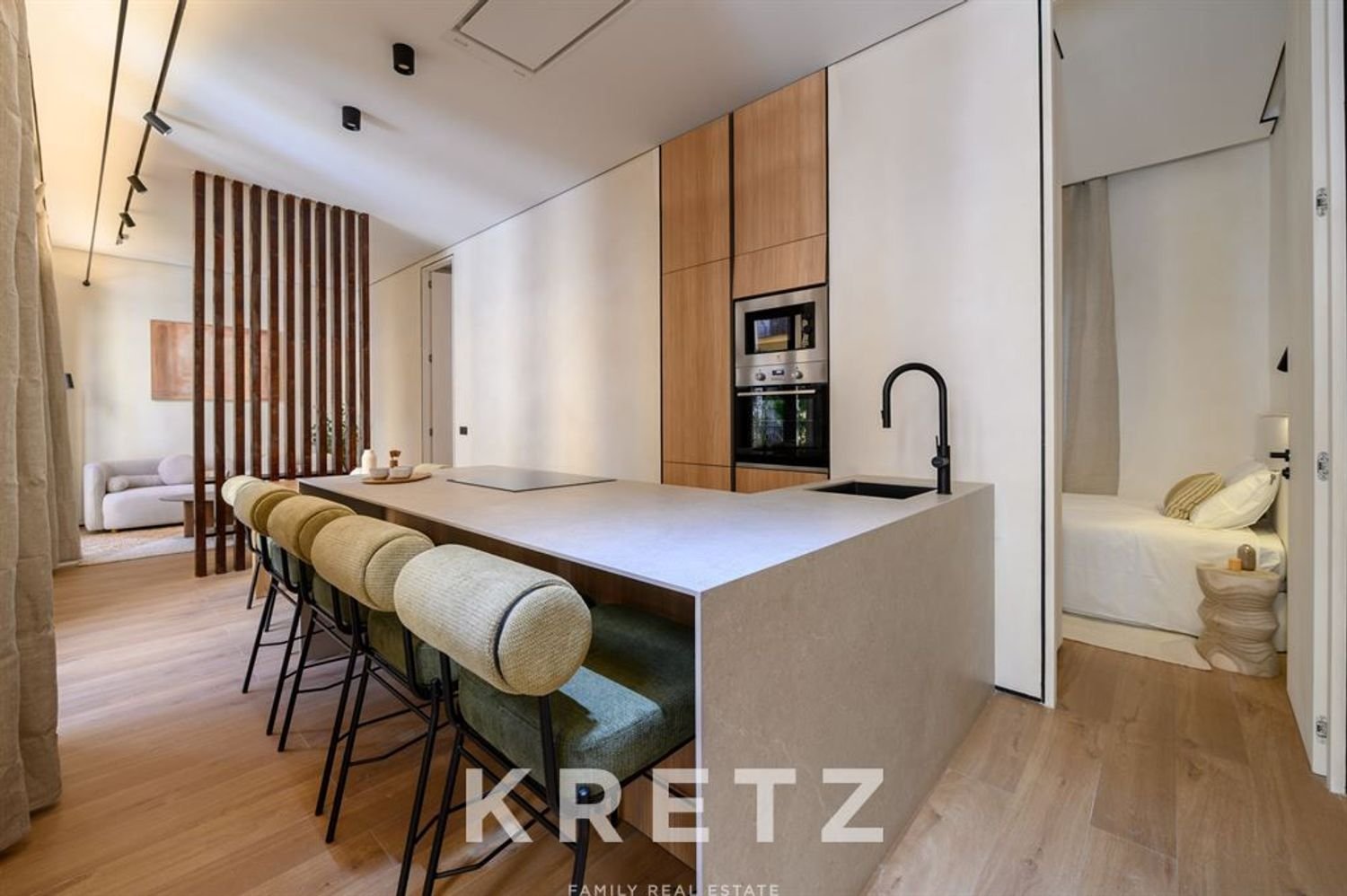 2 bedrooms Apartment in Madrid, Spain No. 275725