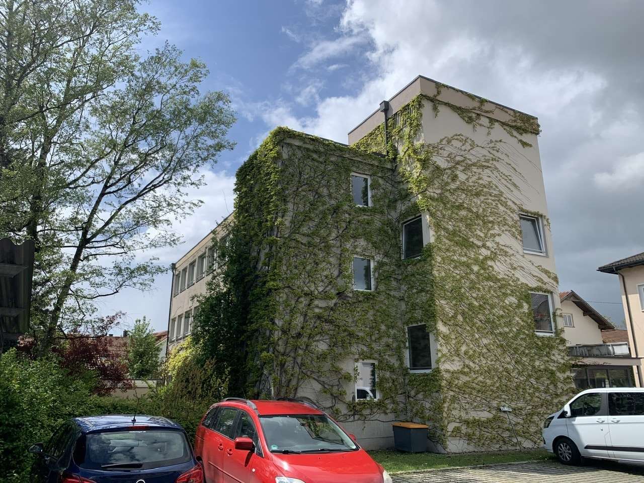 634m² Building in Altotting, Germany No. 28476