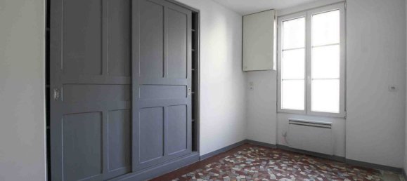 4 Schlafzimmer Haus in Sainte-Genevieve-des-Bois, France, Nr. 83173 5