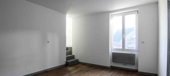 4 Schlafzimmer Haus in Sainte-Genevieve-des-Bois, France, Nr. 83173 10