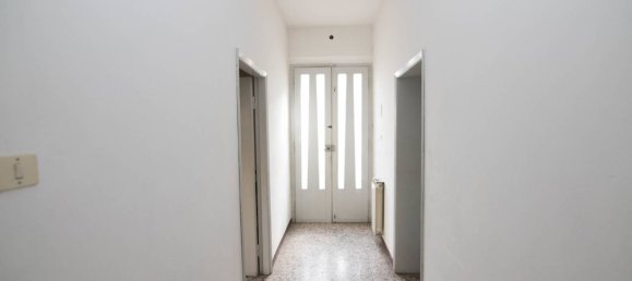 2 Schlafzimmer Villa in Coriano, Italy, Nr. 209015 18