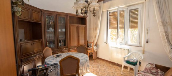 2 Schlafzimmer Villa in Coriano, Italy, Nr. 209015 3