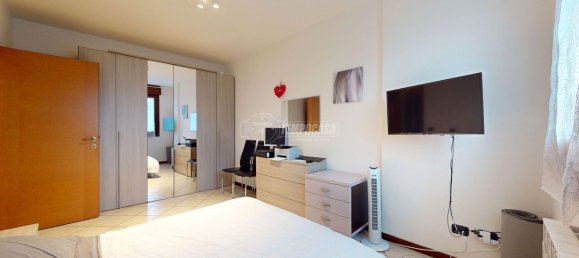 2 rooms Apartment in Rubiera, Italy No. 141731 18