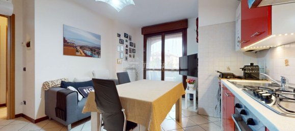 2 rooms Apartment in Rubiera, Italy No. 141731 3