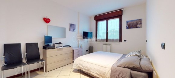 2 rooms Apartment in Rubiera, Italy No. 141731 14