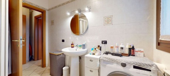 2 rooms Apartment in Rubiera, Italy No. 141731 13