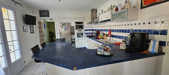 Дом с 4 спальнями в Туар, Франция № 95487 3