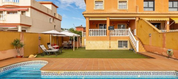 4 Schlafzimmer Stadthaus in Torrevieja, Spain, Nr. 185142 2