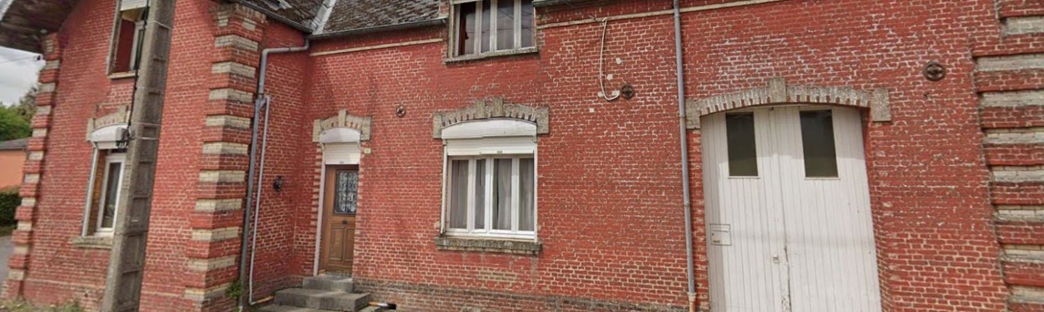 Villa de 3 dormitorios en Vervins, France No. 70735