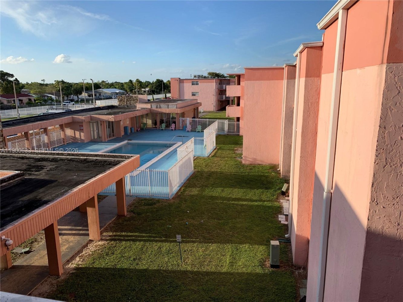 2 chambres propriété commerciale à louer à Miami, Miami-Dade, Florida, USA № 615699