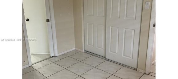 2 chambres propriété commerciale à louer à Miami, Miami-Dade, Florida, USA № 615699 2