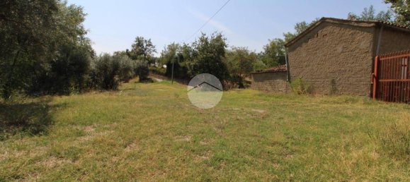 21000m² Land in Luzzi, Italy No. 302178 9