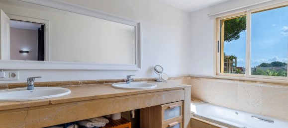 2 غرف نوم منزل ذو طابقين في Nova Santa Ponsa, Spain رقم 22319 15