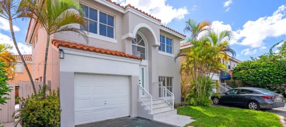 3 Schlafzimmer Villa in Miami, USA, Nr. 614228 2