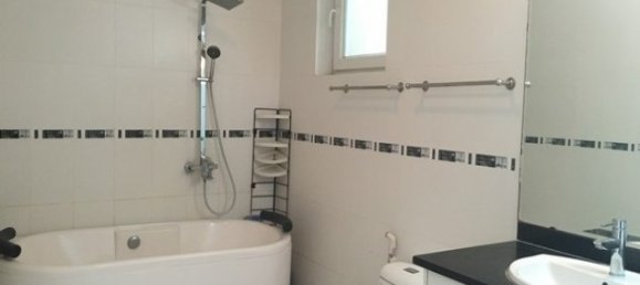 4 bedrooms Villa in Tay Ho, Vietnam No. 2556 12