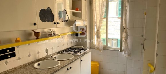 3 bedrooms Apartment in Rome, Italy No. 48589 17