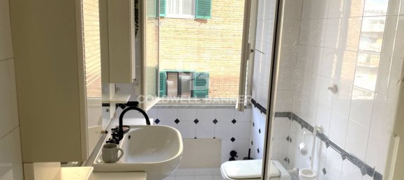 3 bedrooms Apartment in Rome, Italy No. 48589 38