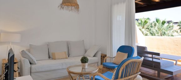 2 chambres Penthouse à Estepona, Spain No. 146112 6