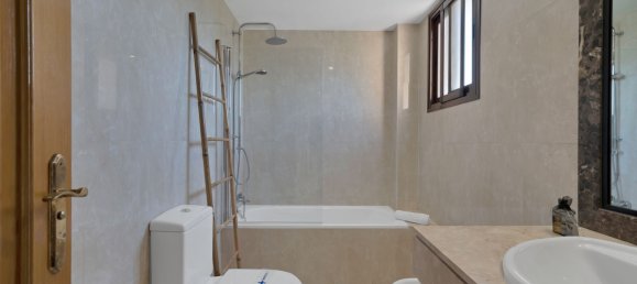 2 chambres Penthouse à Estepona, Spain No. 146112 44