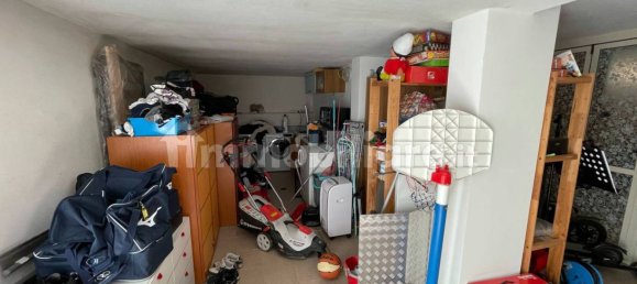 3 bedrooms House in Perugia, Italy No. 5579 36