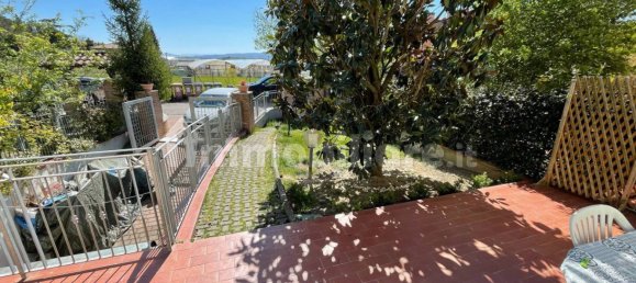 3 bedrooms House in Perugia, Italy No. 5579 41