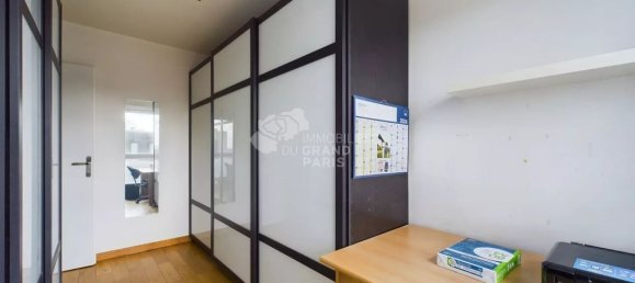 4 غرف نوم منزل ذو طابقين في Vitry-sur-Seine, France رقم 183847 17