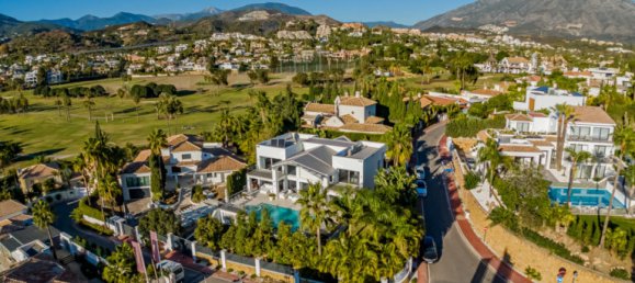 5 Schlafzimmer Haus in Marbella, Spain, Nr. 84325 24