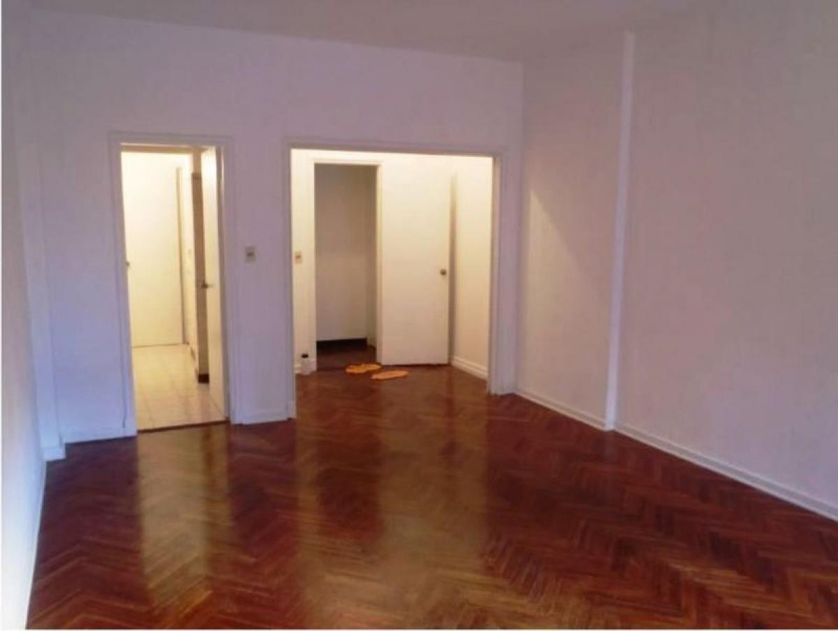 Квартира с 3 спальнями в Монтевидео, Уругвай № 9574