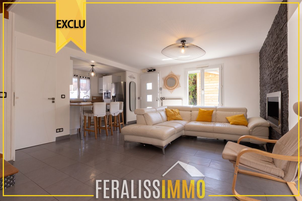 3 bedrooms House in Courdimanche, France No. 350151