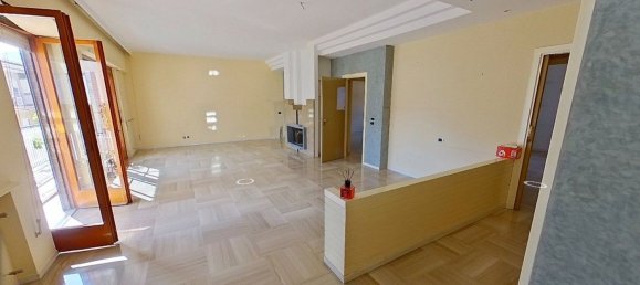 5-Zimmer Wohnung in Fondi, Italy, Nr. 127631 5
