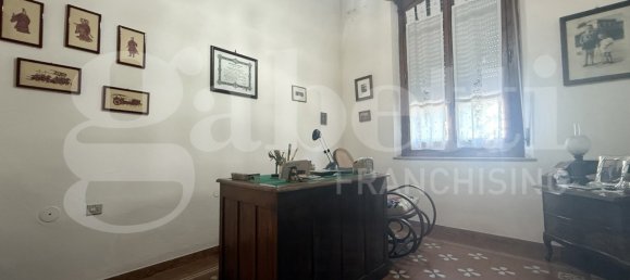 5 bedrooms Villa in San Miniato, Italy No. 322593 11