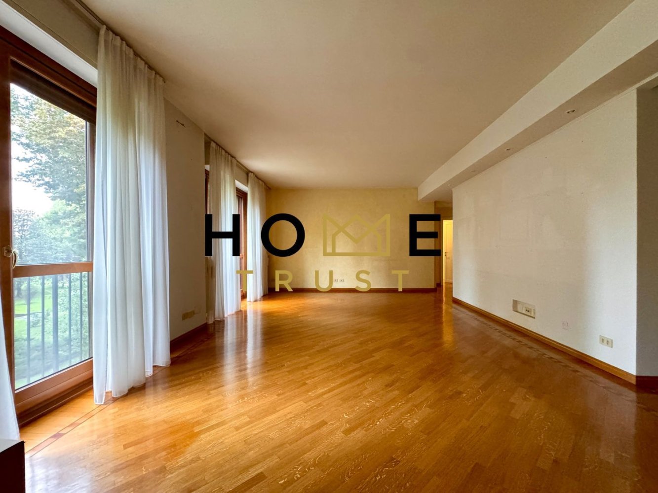 4 Schlafzimmer Wohnung in Milan, Italy, Nr. 362665