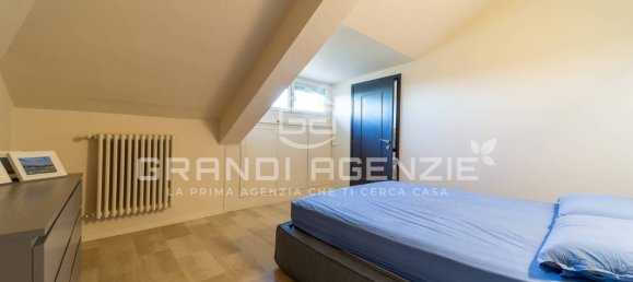 3 Schlafzimmer Wohnung in Parma, Italy, Nr. 267352 12