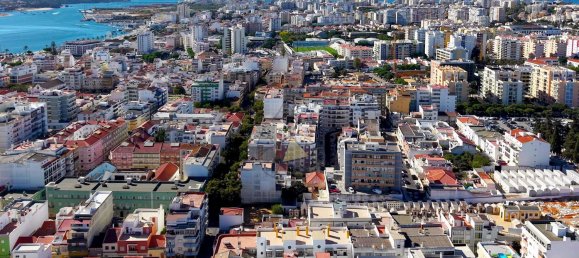 3 bedrooms Apartment in Portimao, Portugal No. 325316 2