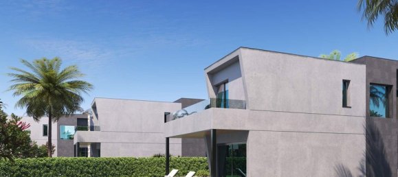 3 bedrooms Villa in Calpe, Spain No. 190485 2