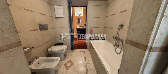 5-salle Appartement à Turin, Italy No. 39865 28