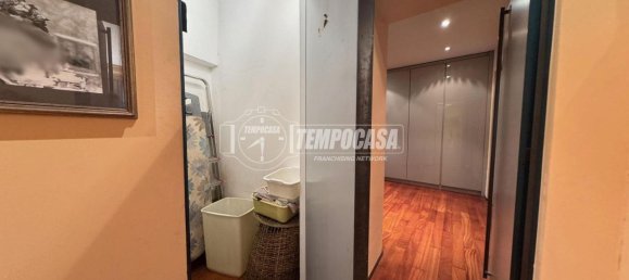 5-salle Appartement à Turin, Italy No. 39865 30