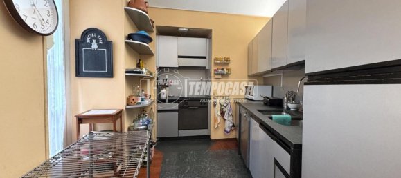 5-salle Appartement à Turin, Italy No. 39865 10