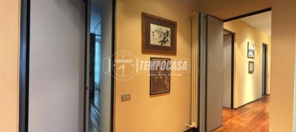 5-salle Appartement à Turin, Italy No. 39865 22