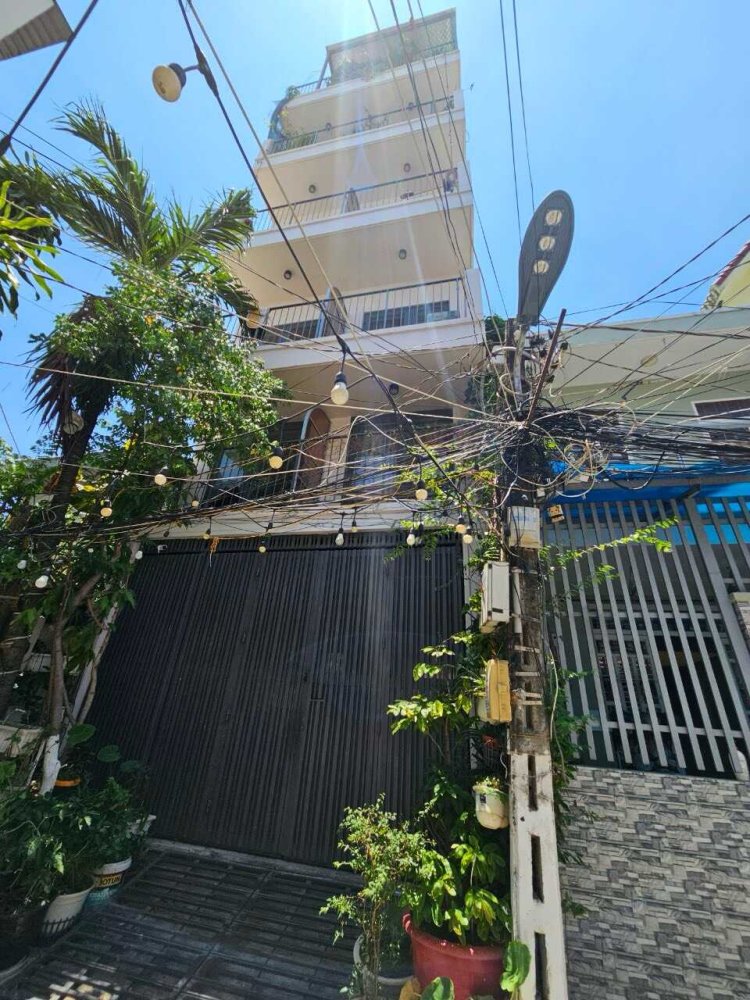 55m² Land in District 7, Vietnam No. 15877