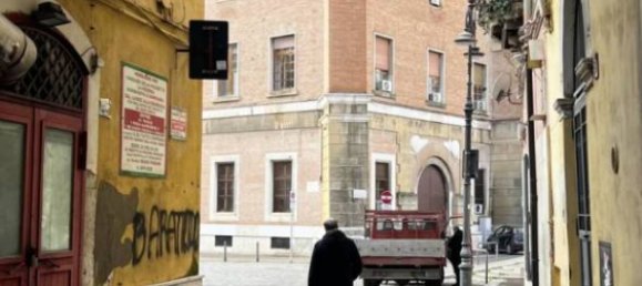 1-Zimmer Gewerbliche Immobilie in Foggia, Italy, Nr. 293808 3