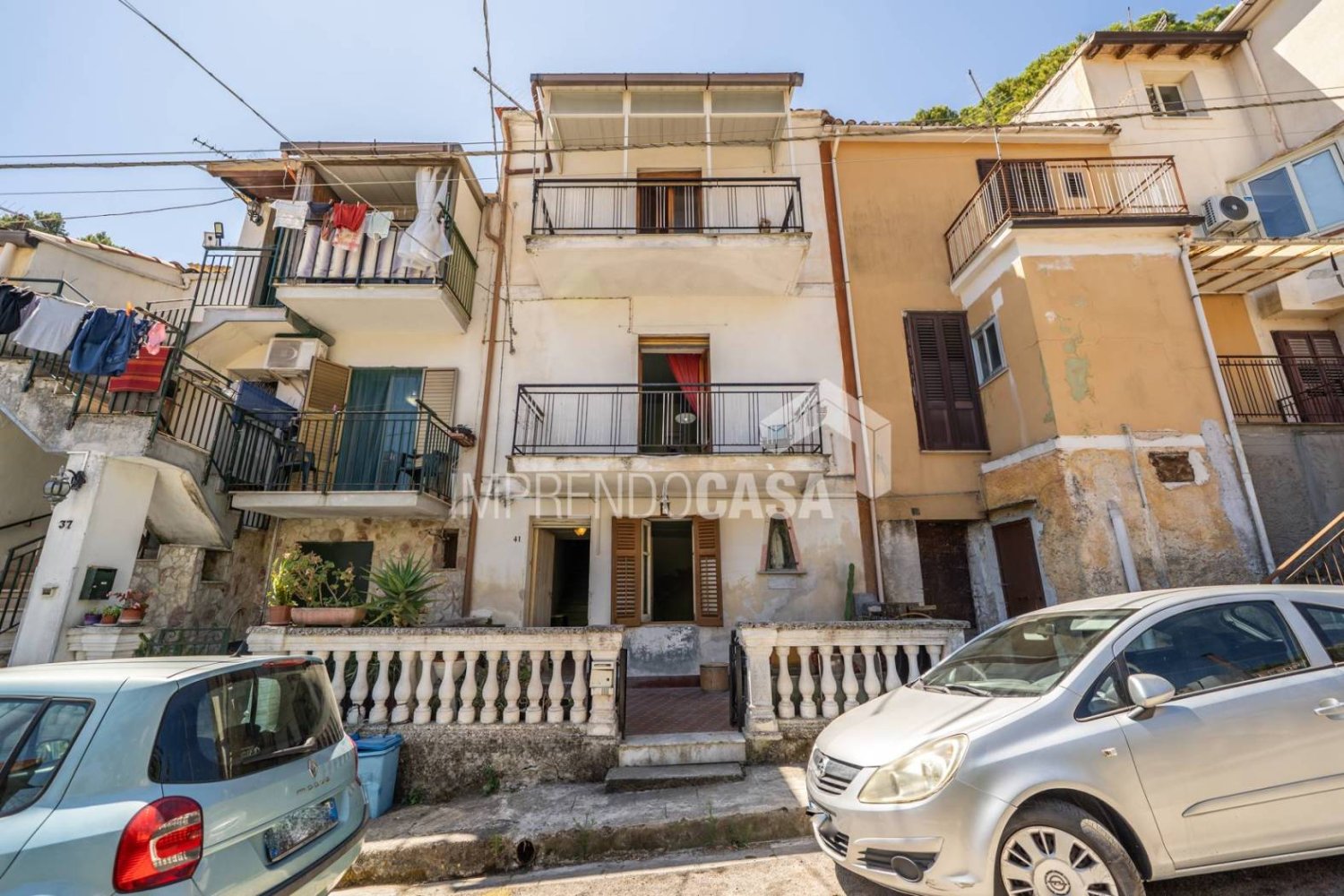 3 bedrooms Apartment in Monreale, Italy No. 265420