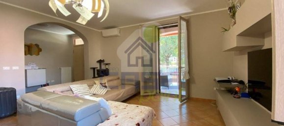 3 bedrooms Villa in Brescello, Italy No. 374294 8