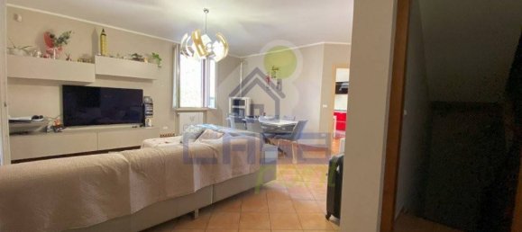 3 bedrooms Villa in Brescello, Italy No. 374294 10