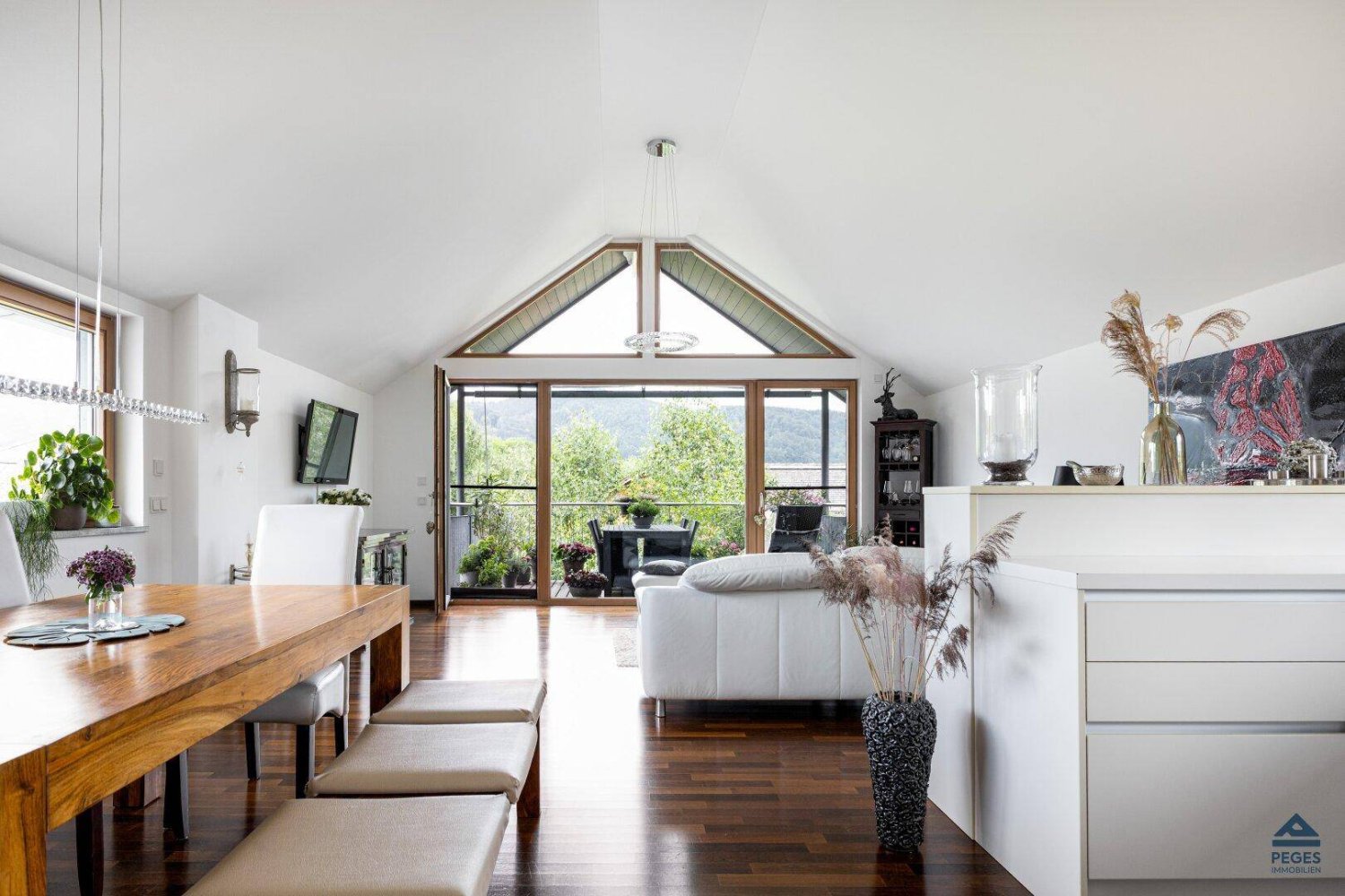 Квартира с 3 комнатами в Целль ам Мос, Австрия № 224694