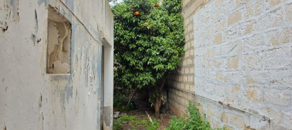 2 rooms House in Vittoria, Italy No. 123672 8